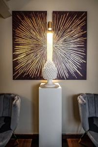 Ungherese Small Luxury - 169