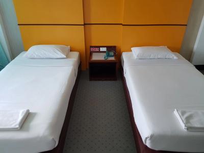 Golden Grand - 53