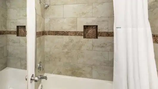 Magnuson Bradenton - 9