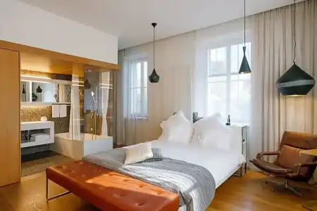 B2 Boutique + Spa - 49