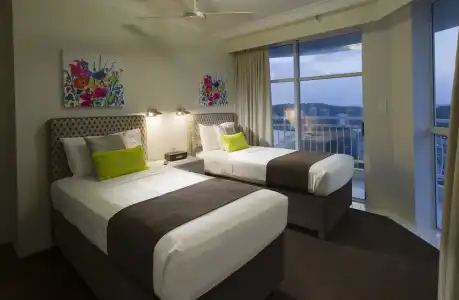 2nd Avenue Beachside Apartments - 79