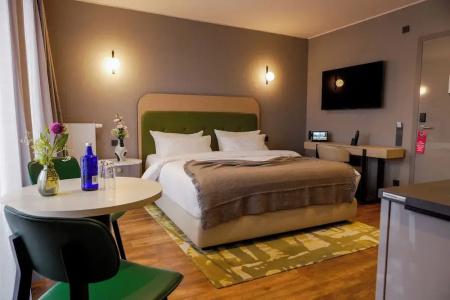 Fourty Three Luxury Serviced Apartments - 165