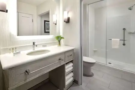 Homewood Suites by Hilton Long Beach Airport - 8