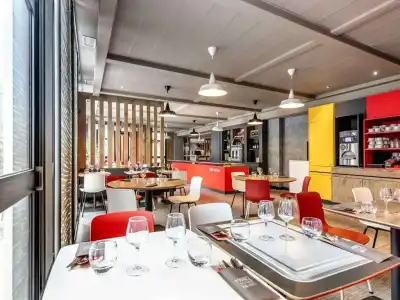 ibis Bourges - 29