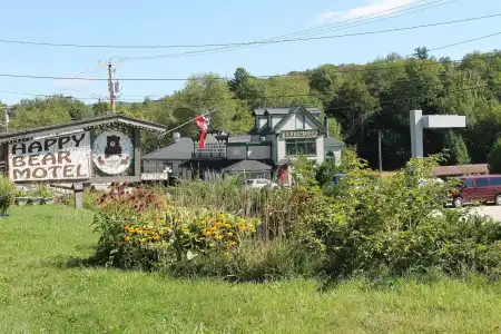 Happy Bear Motel - 20
