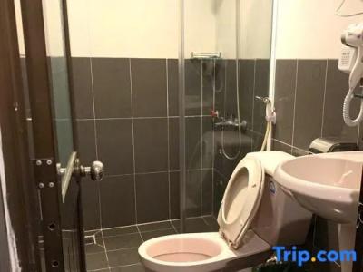 Hoang Yen Nhi - 36