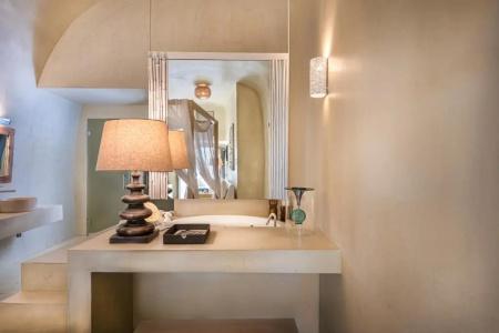 Mythical Blue Luxury Suites - 102
