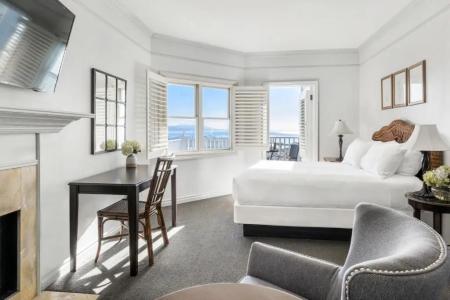 Blue Lantern Inn, A Four Sisters Inn - 25