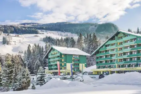 Alpine Club - 42