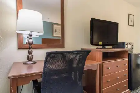 Quality Inn Bellevue - 22