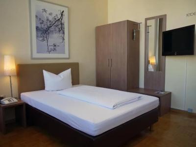 WHLIVING - Apartments & Studios - 2