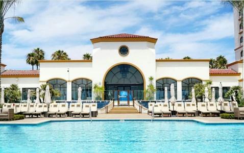 The Waterfront Beach Resort, A Hilton - 49