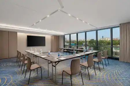 HUALUXE Shanghai Changfeng Park by IHG - 28