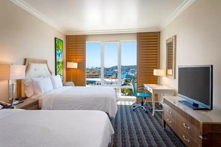 DoubleTree by Hilton San Diego Bayside - 66