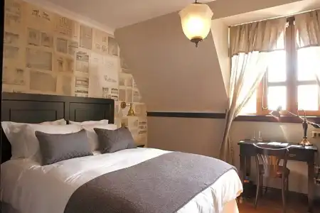 Boutique Castillo Rojo - 57