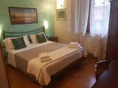 Aurelia Garden Gold Bed & Breakfast - 33