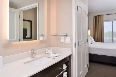 Residence Inn by Marriott Marina del Rey - 38