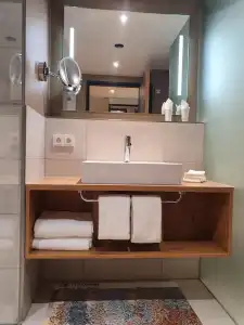 Piazza und Restaurant - 51