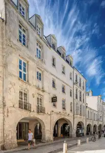 Maisons du Monde Hôtel & Suites - La Rochelle Vieux Port - 42