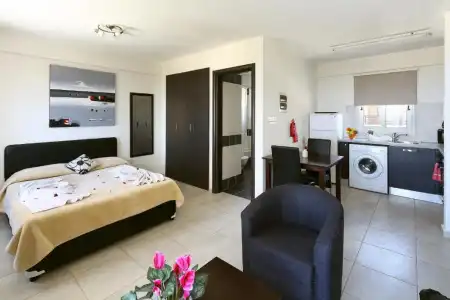 Club St. George - 55