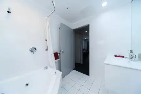 Aubyn Court Spa Motel - 40