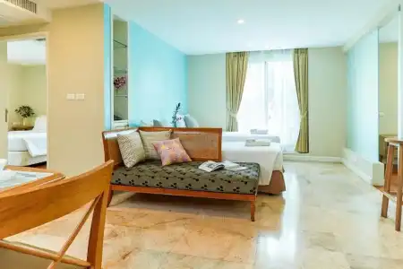 Sabai Sathorn - 139