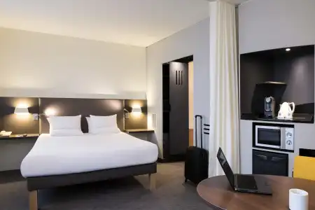 Novotel Suites Paris CDG Airport Villepinte - 17