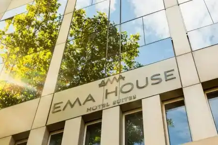 EMA House Suites - 33