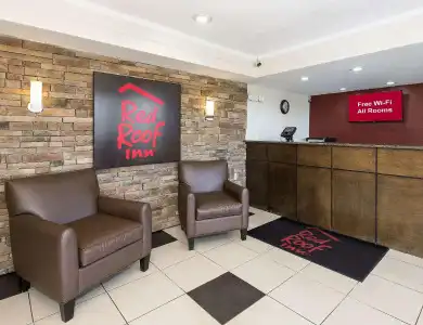 Red Roof Inn Bloomington - Normal/University - 1