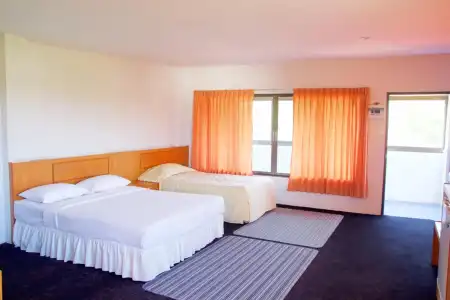 Sichang Shine Khao Resort - 25