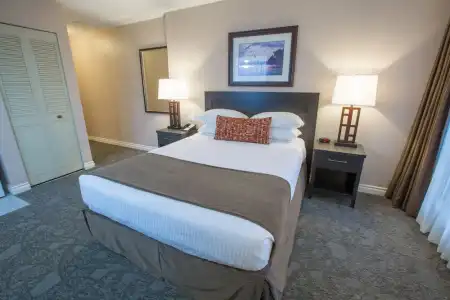 Embassy Inn - 43
