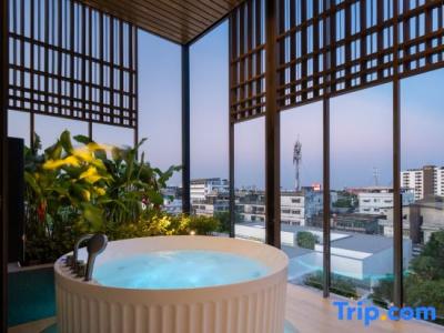 Shan Villas Sukhumvit - 166