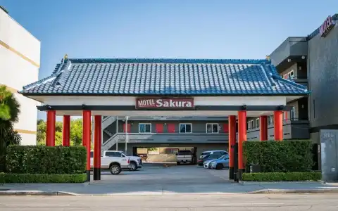 Sakura Inn - 15