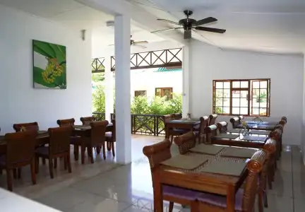 Le Surmer Self Catering Chalets - 14