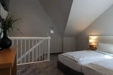 Schiefer Suite & Apartments - 33