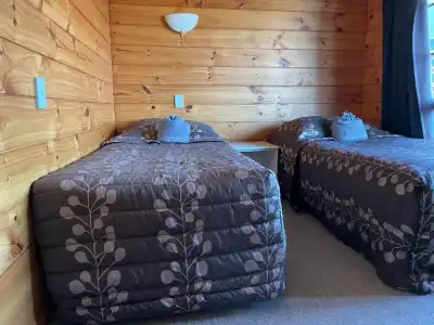 Cedarwood Lakeside Motel & Conference Venue - 28