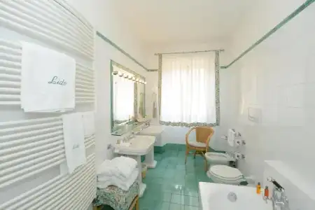 Augustus & Resort - 36