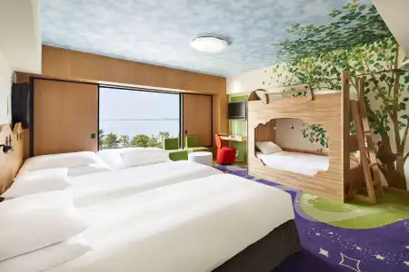 Hilton Tokyo Bay - 5