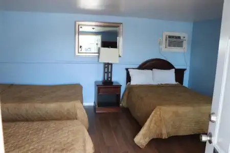 Falcon Inn - 98