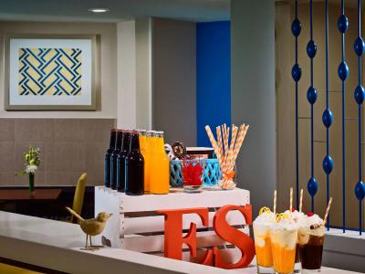 Sonesta ES Suites Omaha - 5