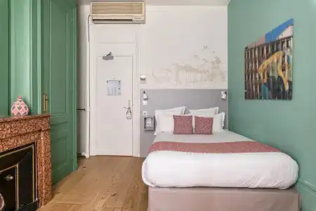 Globe et Cecil Hôtel - 47
