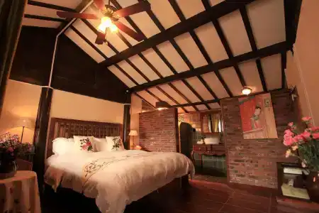 Lijiang Dawn Song Small Luxury - 9