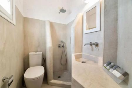 Artemis Suites - 106