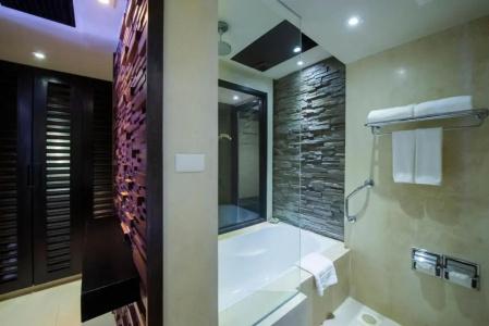 Impiana Beach Resort Patong, Phuket - 7