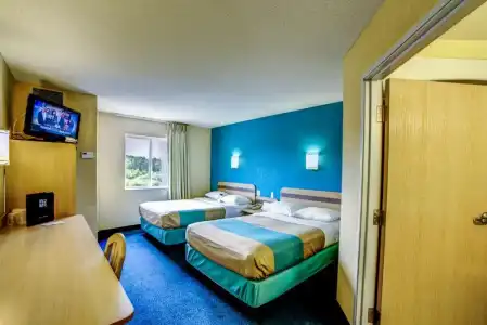 Motel 6 Huntsville, ON - 36