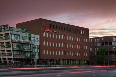 Hampton by Hilton Amsterdam Centre East - 31