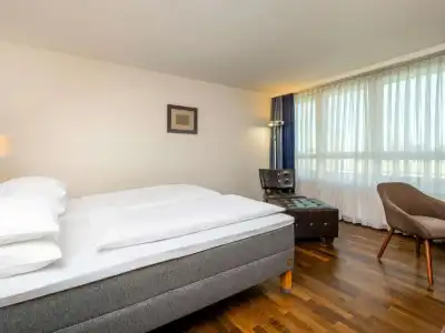 Mövenpick Nürnberg Airport - 2