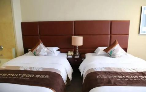 Shenzhen Century Kingdom - 70