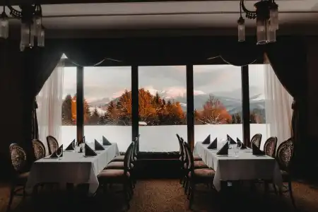 Residence & Club - 18