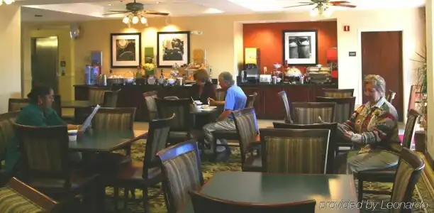 Hampton Inn Amelia Island at Fernandina Beach - 24